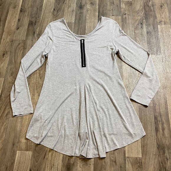 Soft Surroundings Long Sleeve Tunic Zip Back Size Large Light Heather Gray - Picture 2 of 6